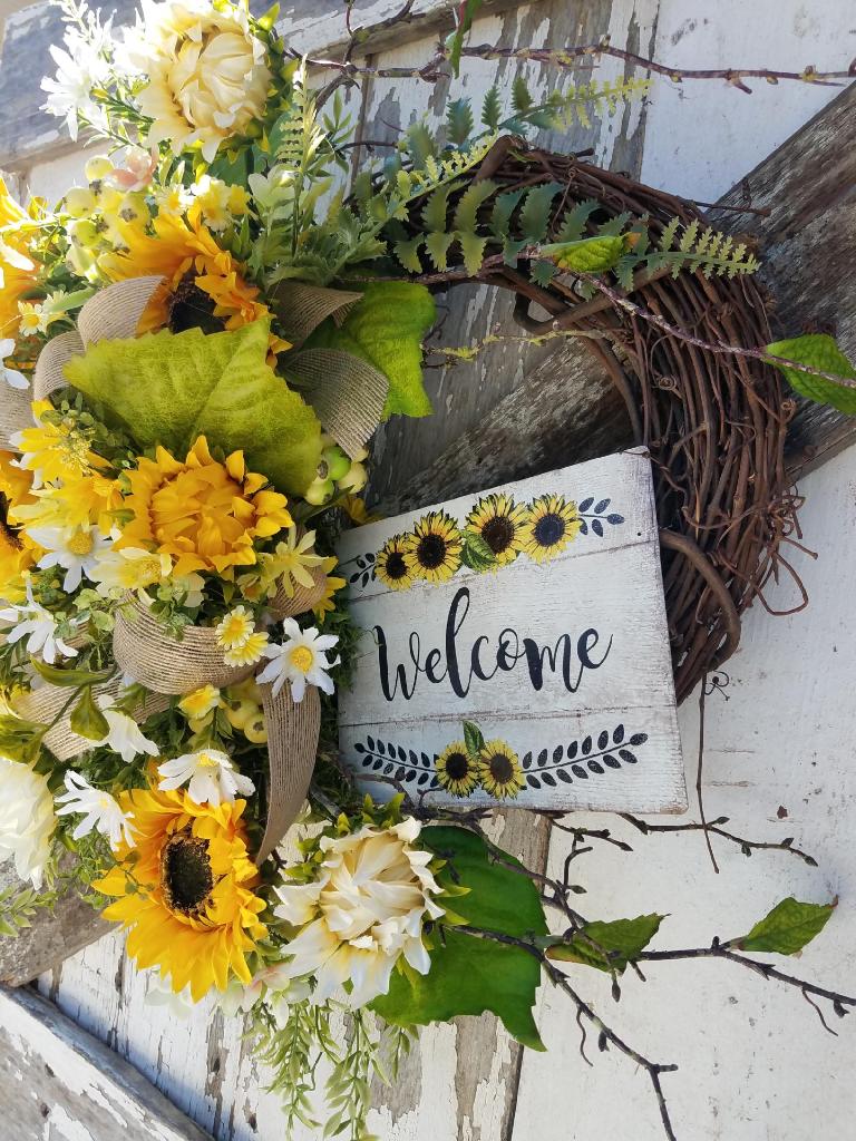 Sunflower Wreath, Spring Wreath, Everyday Wreath, Welcome Wreath, Fron –  Krazy Mazie Kreations